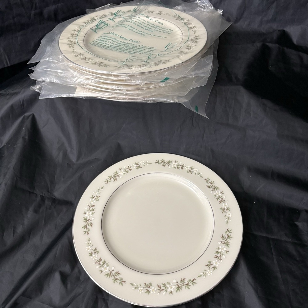 Lenox USA Fine China BROOKDALE Set of 8 Dinner Plates 10.5" Textured Flowers